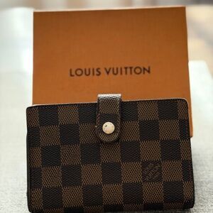 Louis Vuitton Brown Damier Ebene Snap Compact Wallet